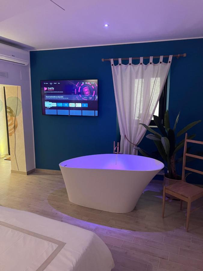 Sisters Residence Бари Екстериор снимка