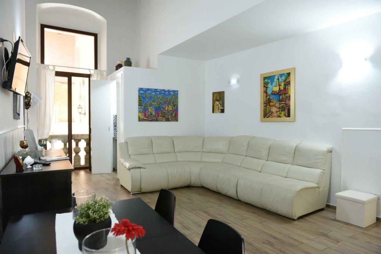 Sisters Residence Бари Екстериор снимка